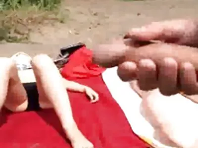 Kastiel filmexxx cu mature Cherry în costum de afaceri o dă pe Kiara Gold