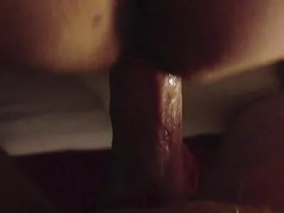 Modelul porno filmexxx online curvy este lovit atât de tare într-un prim plan