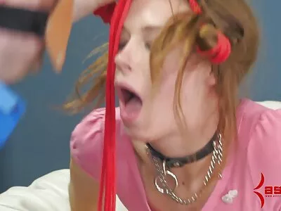 Busty maghiar uluitor în ținută roz filmexxx cu animale suge celebrul penis curbat