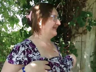 Tânăra brunetă uluitoare călărește filmexxx violuri pula după un preludiu oral senzual