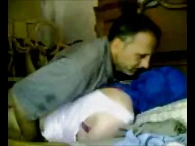 Micuta blonda filmexxxlive este fuita cu brutalitate de partenerul ei