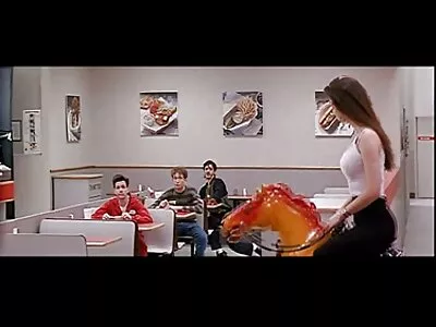 Bărbatul și-a propus să o facă pe o MILF sântoasă să o ia dracu cu toată puterea filmexxx cu babe grase lui