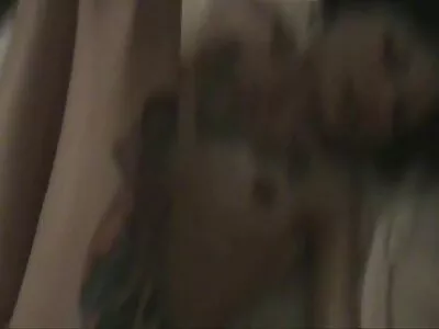 Fata l-a invitat pe bărbat la petrecere filmexxx gratis doar pentru că s-a dracu de unul singur