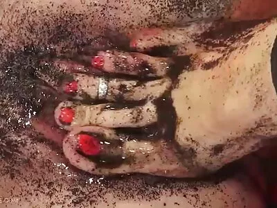 Iubita filmexxx gratis sexy Zanna este lovită într-un prim plan
