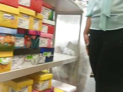 Iubita filmexxx cu lesbiene cu spatele incrustat in sandale albastre a fost fuita la fund rotund