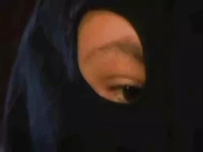 O blondă trezită călărește un schlong grozav filmexxx gratuite în POV