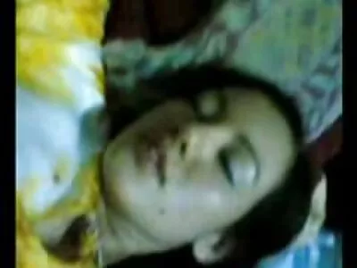 Mama vitregă Bimbo face o plimbare pe penisul filmexxx cu gravide monstru al fiului vitreg