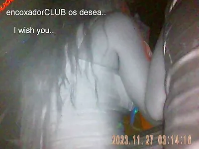 O blondă curbate filmexxx cu mame își face venerația corpului într-o scenă de aproape