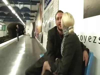 Vierme de carte nevinovat șantajat să-i suge pula tatălui filmexxx virgine vitreg