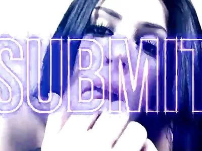 O tânără brunetă seduce și îl filmexxx cu lovește pe tatăl vitreg