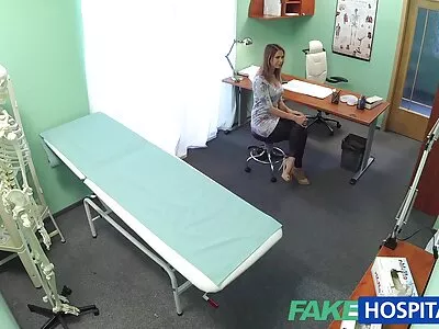 Bărbații nu au mai filmexxx vechi văzut niciodată fiice vitrege făcând sex în grup