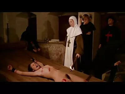 În această după-amiază, au decis să se angajeze într-o filmexxx cu negrii dragoste blândă