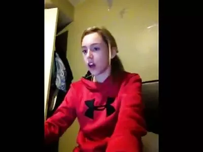 Femeia filmexxx grup japoneză arată cum să ajungă la orgasm dacă nu există cocoș